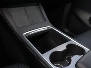 Tesla Model Y 2023 AWD Long Range 4dr Crossover