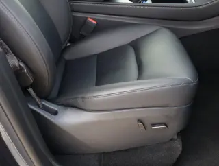 Tesla Model Y 2023 AWD Long Range 4dr Crossover