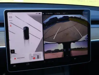 Tesla Model Y 2023 AWD Performance 4dr Crossover