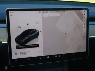Tesla Model Y 2023 AWD Performance 4dr Crossover