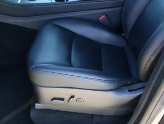 Tesla Model Y 2023 AWD Performance 4dr Crossover