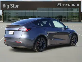 Tesla Model Y 2023 AWD Performance 4dr Crossover