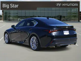 Lexus IS 300 2023 4dr Sedan