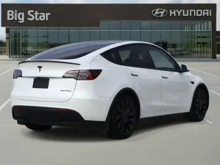 Tesla Model Y 2022 AWD Performance 4dr Crossover