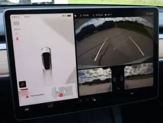 Tesla Model Y 2022 AWD Performance 4dr Crossover
