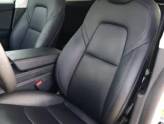 Tesla Model Y 2022 AWD Performance 4dr Crossover