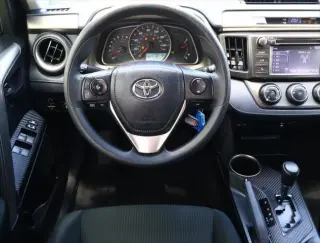 Toyota RAV4 2015 LE 4dr SUV