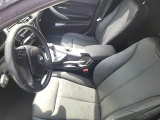 BMW 3 Series 2018 320i 4dr Sedan