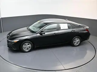 Hyundai ELANTRA 2026 SE 4dr Sedan