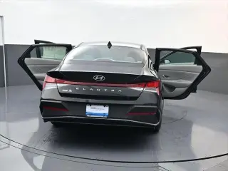 Hyundai ELANTRA 2026 SE 4dr Sedan