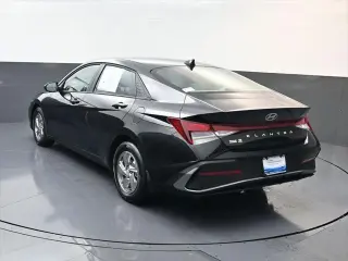 Hyundai ELANTRA 2026 SE 4dr Sedan
