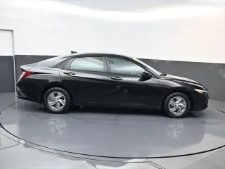 Hyundai ELANTRA 2026 SE 4dr Sedan