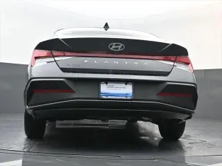 Hyundai ELANTRA 2026 SE 4dr Sedan
