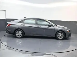 Hyundai ELANTRA 2026 SE 4dr Sedan