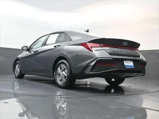 Hyundai ELANTRA 2026 SE 4dr Sedan