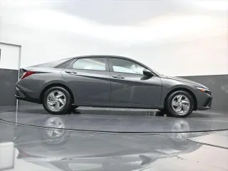 Hyundai ELANTRA 2026 SE 4dr Sedan