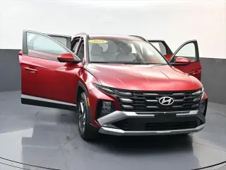 Hyundai TUCSON 2025 SEL 4dr SUV