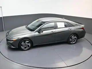 Hyundai ELANTRA 2025 SEL Sport 4dr Sedan