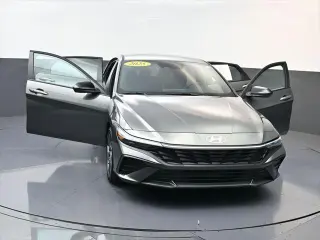 Hyundai ELANTRA 2025 SEL Sport 4dr Sedan