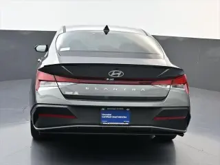 Hyundai ELANTRA 2025 SEL Sport 4dr Sedan