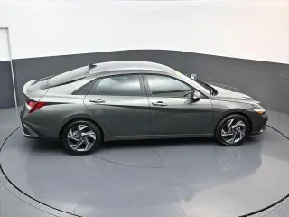 Hyundai ELANTRA 2025 SEL Sport 4dr Sedan