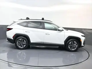 Hyundai TUCSON 2026 SEL 4dr SUV