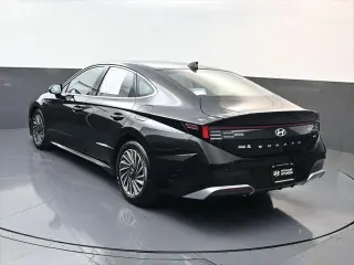 Hyundai SONATA Hybrid 2025 SEL 4dr Sedan