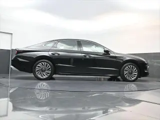 Hyundai SONATA Hybrid 2025 SEL 4dr Sedan