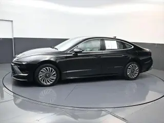 Hyundai SONATA Hybrid 2025 SEL 4dr Sedan