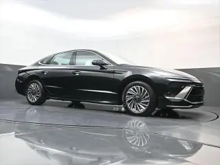Hyundai SONATA Hybrid 2025 SEL 4dr Sedan