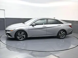 Hyundai ELANTRA Hybrid 2025 SEL Sport 4dr Sedan