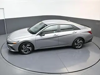 Hyundai ELANTRA Hybrid 2025 SEL Sport 4dr Sedan