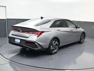 Hyundai ELANTRA Hybrid 2025 SEL Sport 4dr Sedan