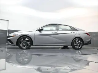 Hyundai ELANTRA Hybrid 2025 SEL Sport 4dr Sedan