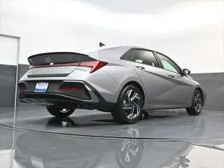 Hyundai ELANTRA Hybrid 2025 SEL Sport 4dr Sedan