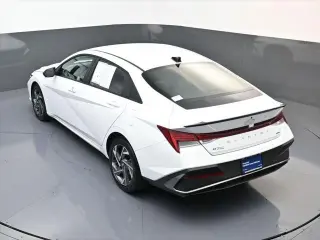 Hyundai ELANTRA Hybrid 2025 SEL Sport 4dr Sedan