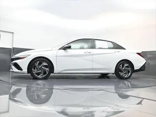 Hyundai ELANTRA Hybrid 2025 SEL Sport 4dr Sedan