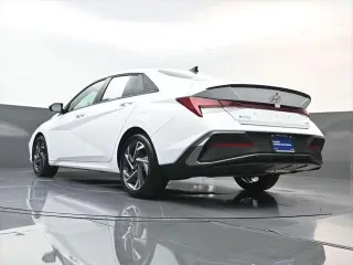 Hyundai ELANTRA Hybrid 2025 SEL Sport 4dr Sedan