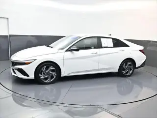 Hyundai ELANTRA Hybrid 2025 SEL Sport 4dr Sedan