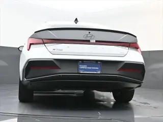 Hyundai ELANTRA Hybrid 2025 SEL Sport 4dr Sedan