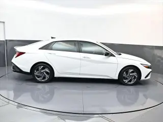 Hyundai ELANTRA Hybrid 2025 SEL Sport 4dr Sedan