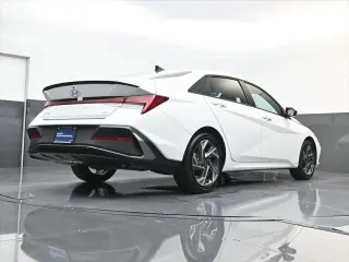 Hyundai ELANTRA Hybrid 2025 SEL Sport 4dr Sedan