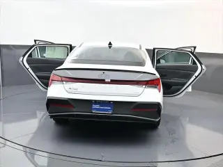 Hyundai ELANTRA Hybrid 2025 SEL Sport 4dr Sedan