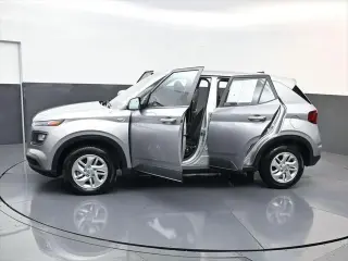 Hyundai VENUE 2026 SE 4dr Crossover