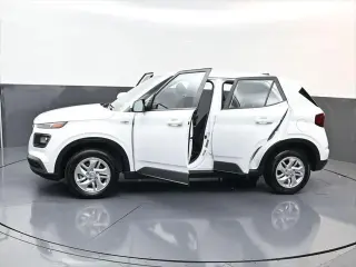 Hyundai VENUE 2026 SE 4dr Crossover