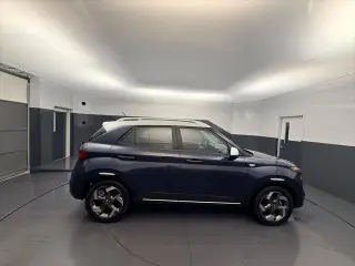 Hyundai VENUE 2024 Limited 4dr Crossover