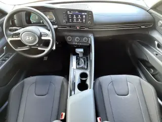 Hyundai ELANTRA 2026 SE 4dr Sedan