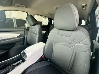 Hyundai TUCSON 2024 SE 4dr SUV