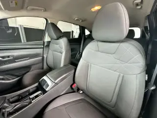 Hyundai TUCSON 2024 SE 4dr SUV