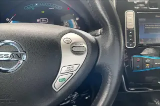 Nissan LEAF 2016 SV 4dr Hatchback